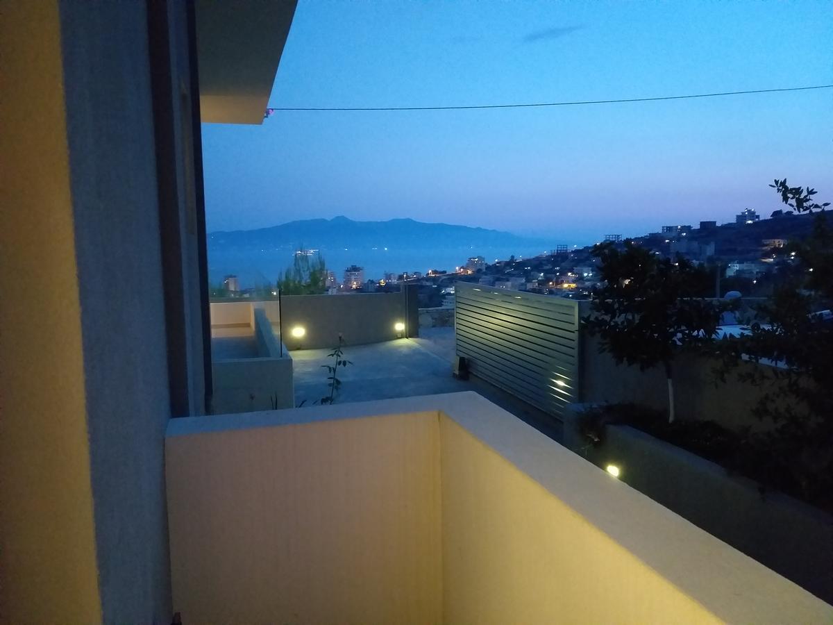 Rustemi Aparthotel Sarandë Esterno foto